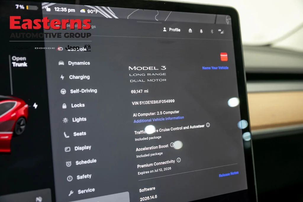 Used 2018 Red Tesla Long Range image 14