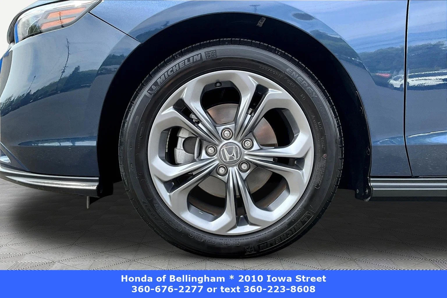 Used 2023 Canyon River Blue Metallic Honda 1.5T EX image 31