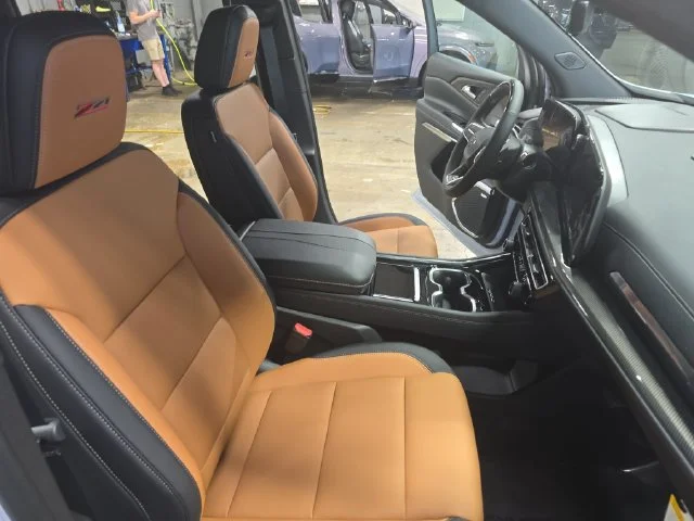 2027 Chevrolet Traverse Z71 - Photo 12