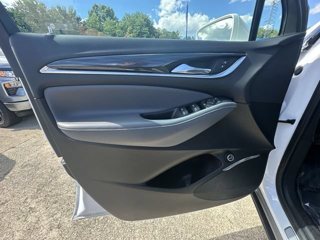 Used 2020 (Includes Satin Nickel lower exterior accent color.) Buick Essence image 24