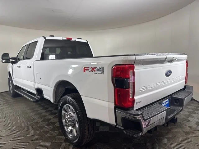 New 2026 Oxford White Ford Lariat image 6