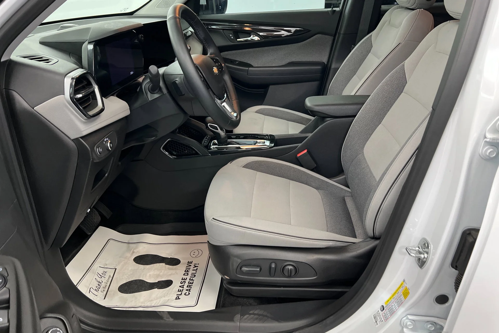2025 Chevrolet Trailblazer LT - Photo 17