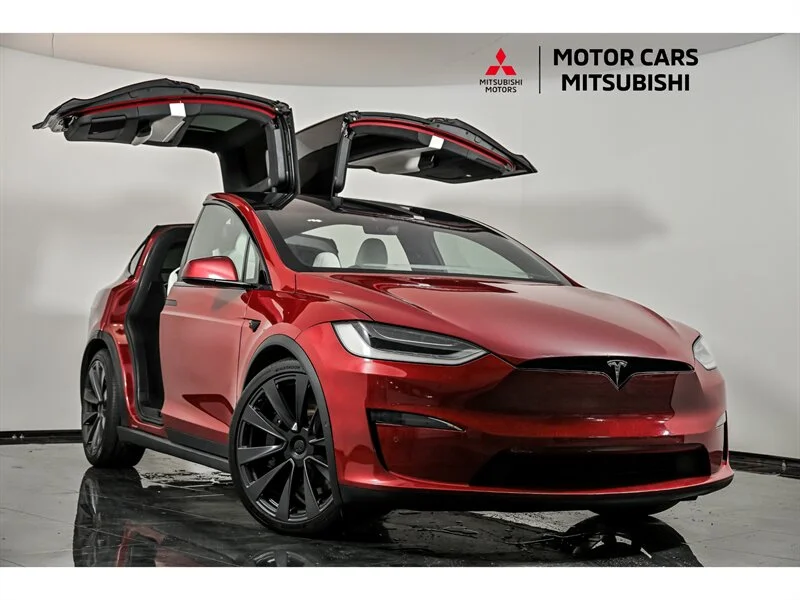 Used 2022 Red Multi-Coat Tesla Plaid image 1