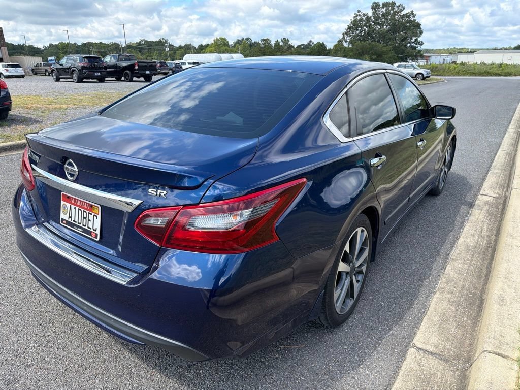 Used 2017 Deep Blue Pearl Nissan 2.5 SR image 4