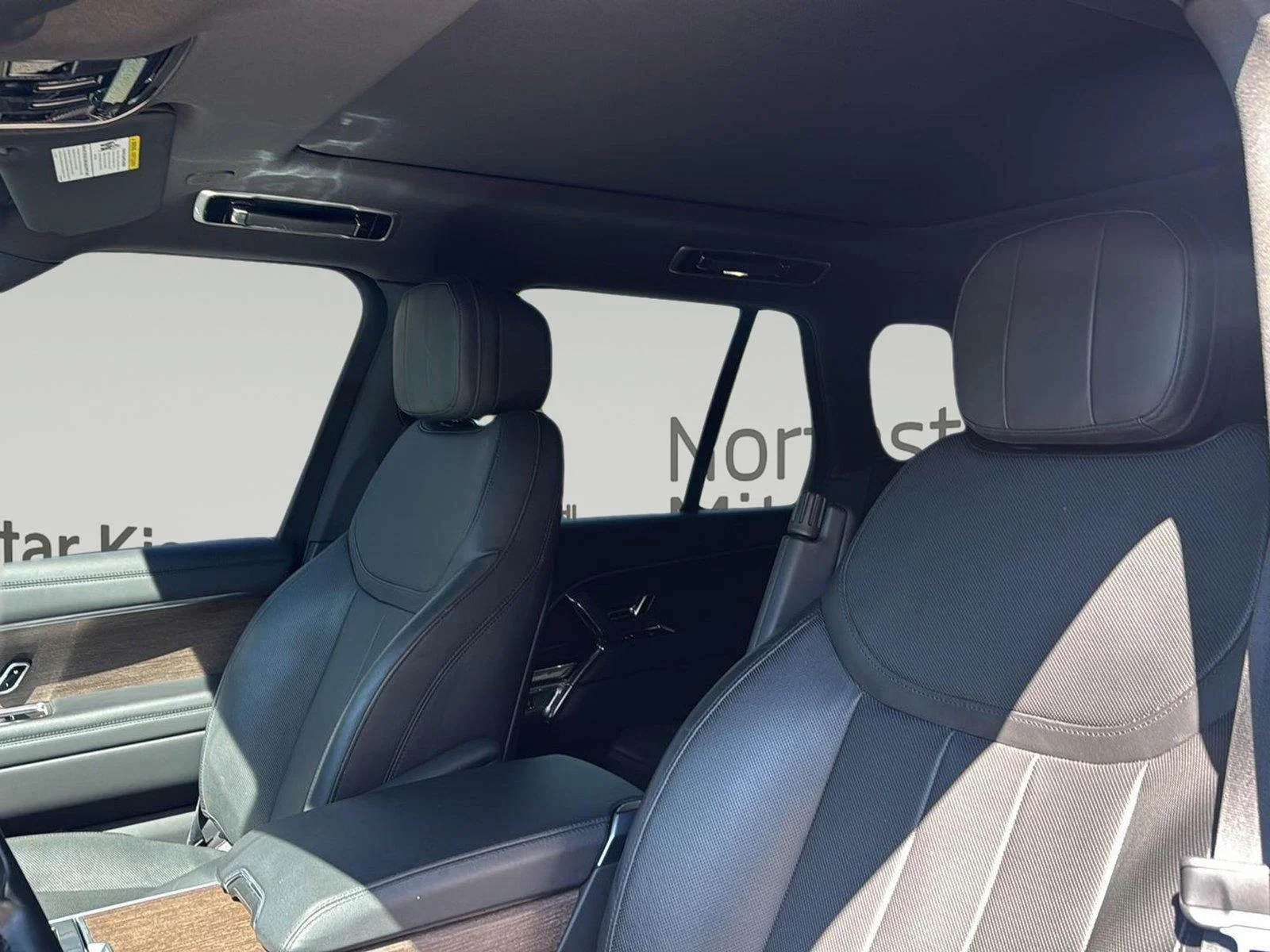 Used 2023 Santorini Black Metallic Land Rover SE image 16