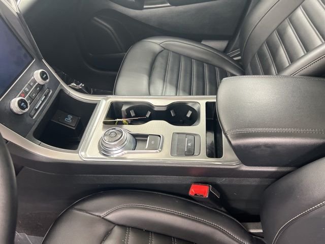 Used 2022 Agate Black Metallic Ford SEL image 15