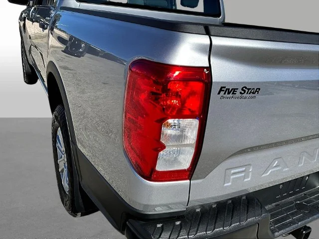 Used 2024 Silver Ford XL image 26
