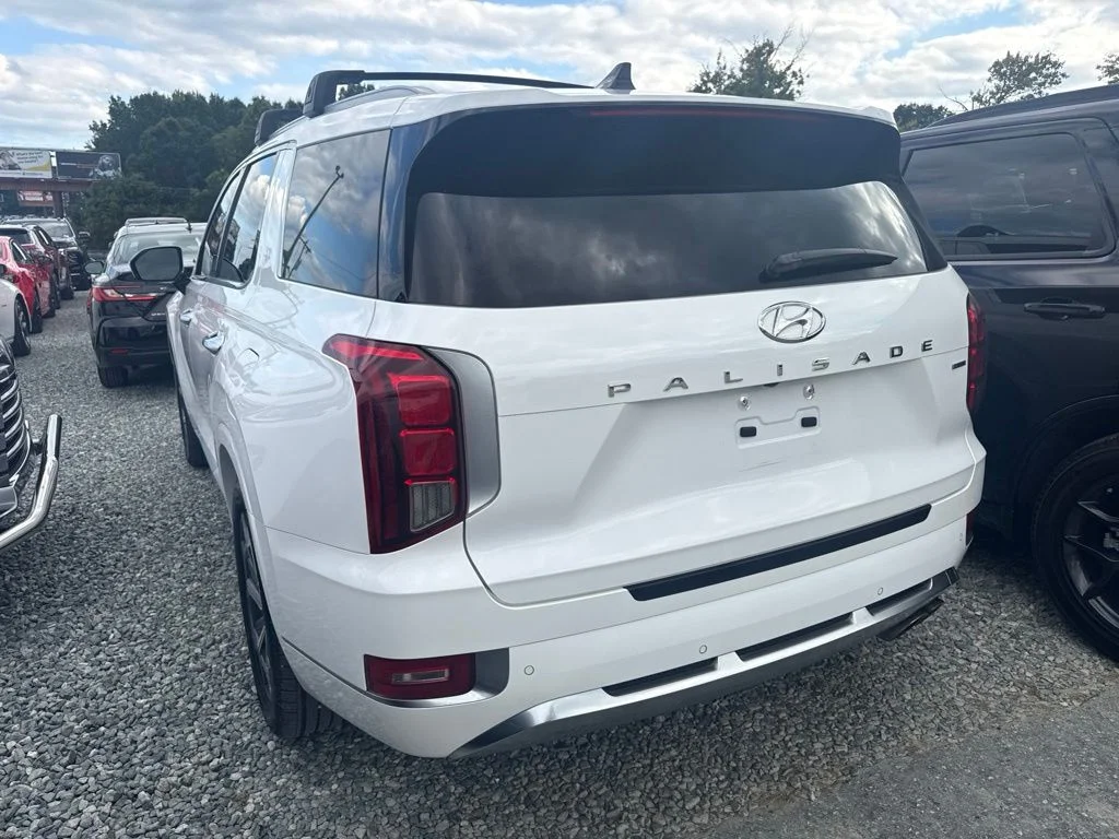 Used 2021 White Hyundai Calligraphy image 5