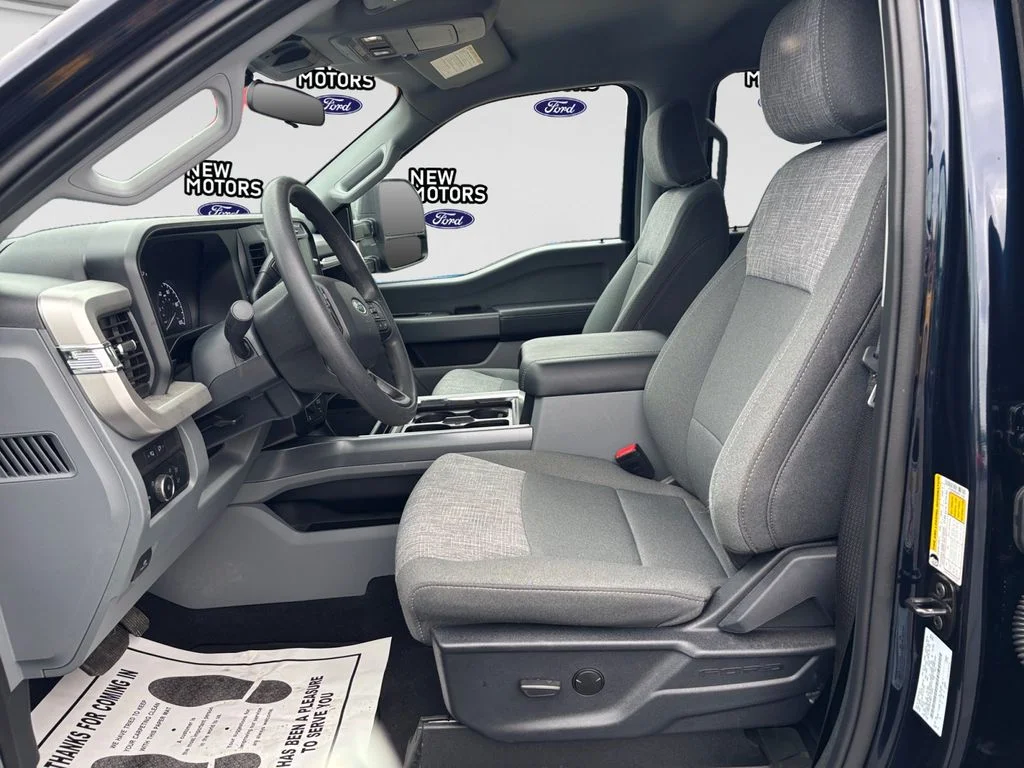 Used 2024 Blue Metallic Ford XLT image 10