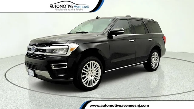2024 Ford Expedition Limited w/ 302A High Pkg, Trailer Tow Pkg & SYNC 4A