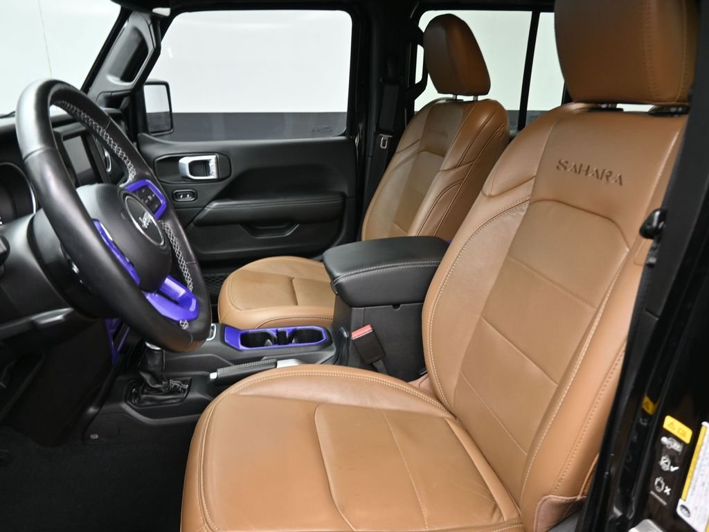 Used 2022 Black Jeep Unlimited Sahara image 18