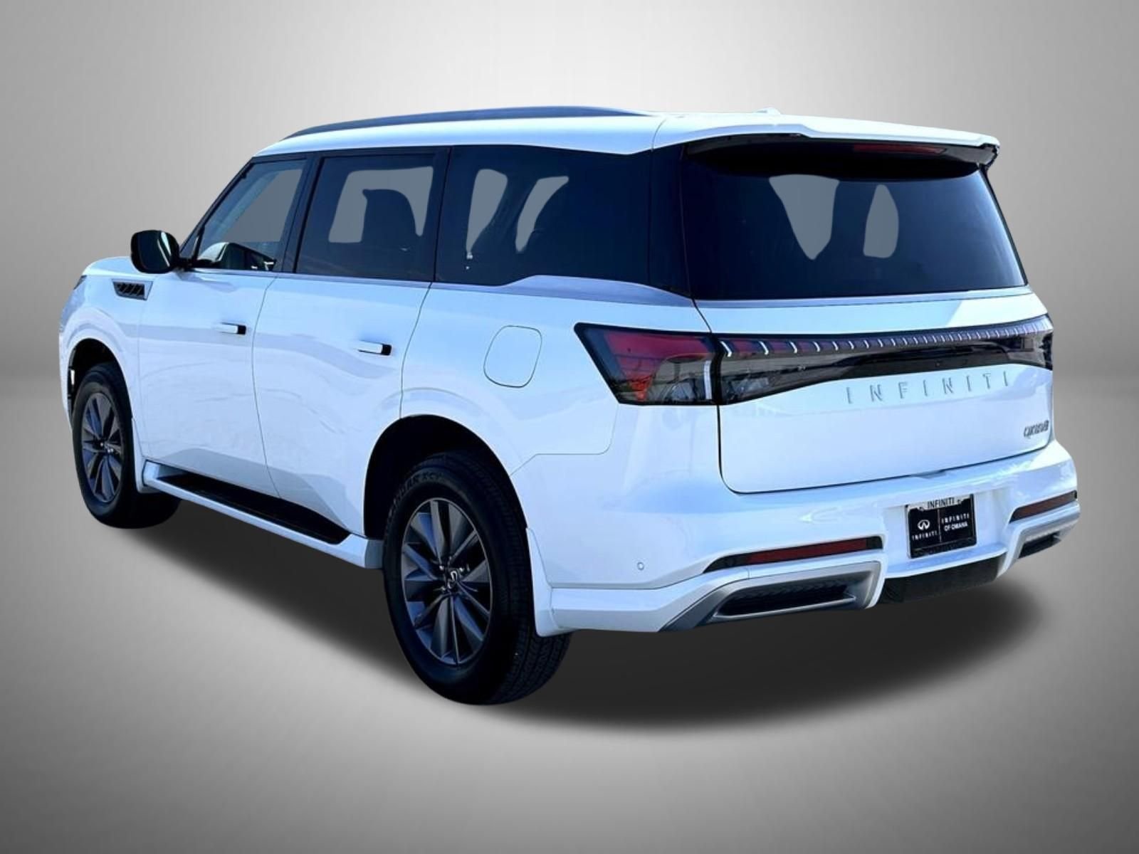 Used 2026 White INFINITI PURE image 7