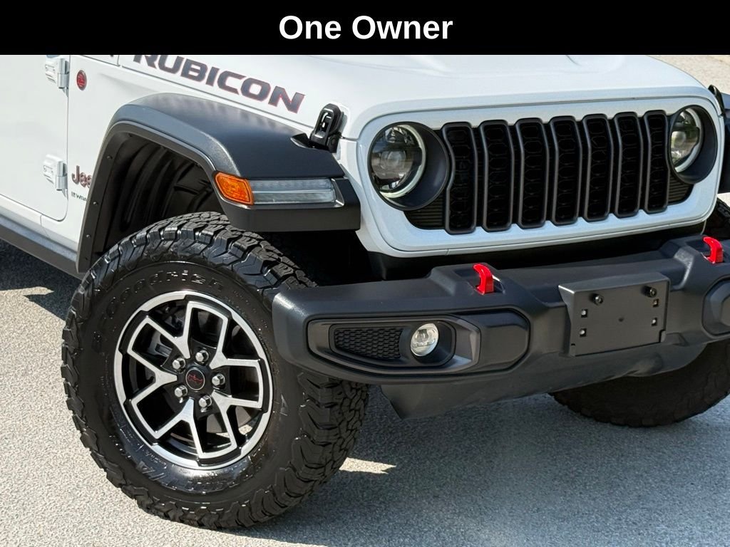 Used 2024 White Jeep Rubicon image 5