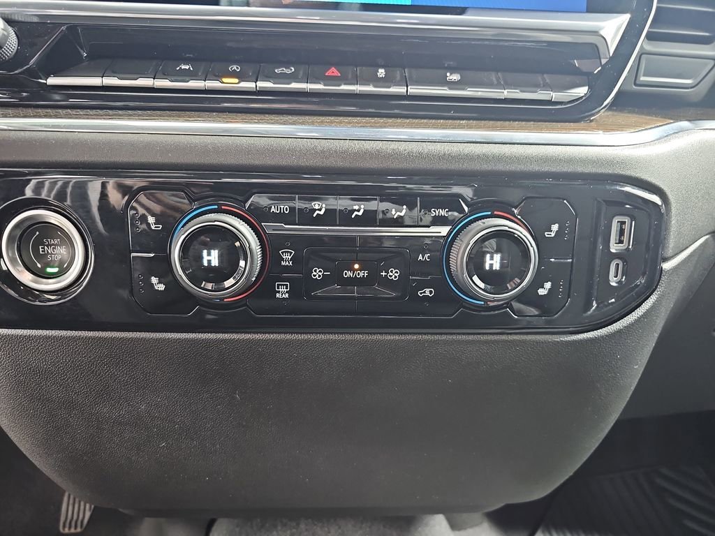 Certified Used 2024 Lakeshore Blue Metallic Chevrolet LT (2FL) image 27