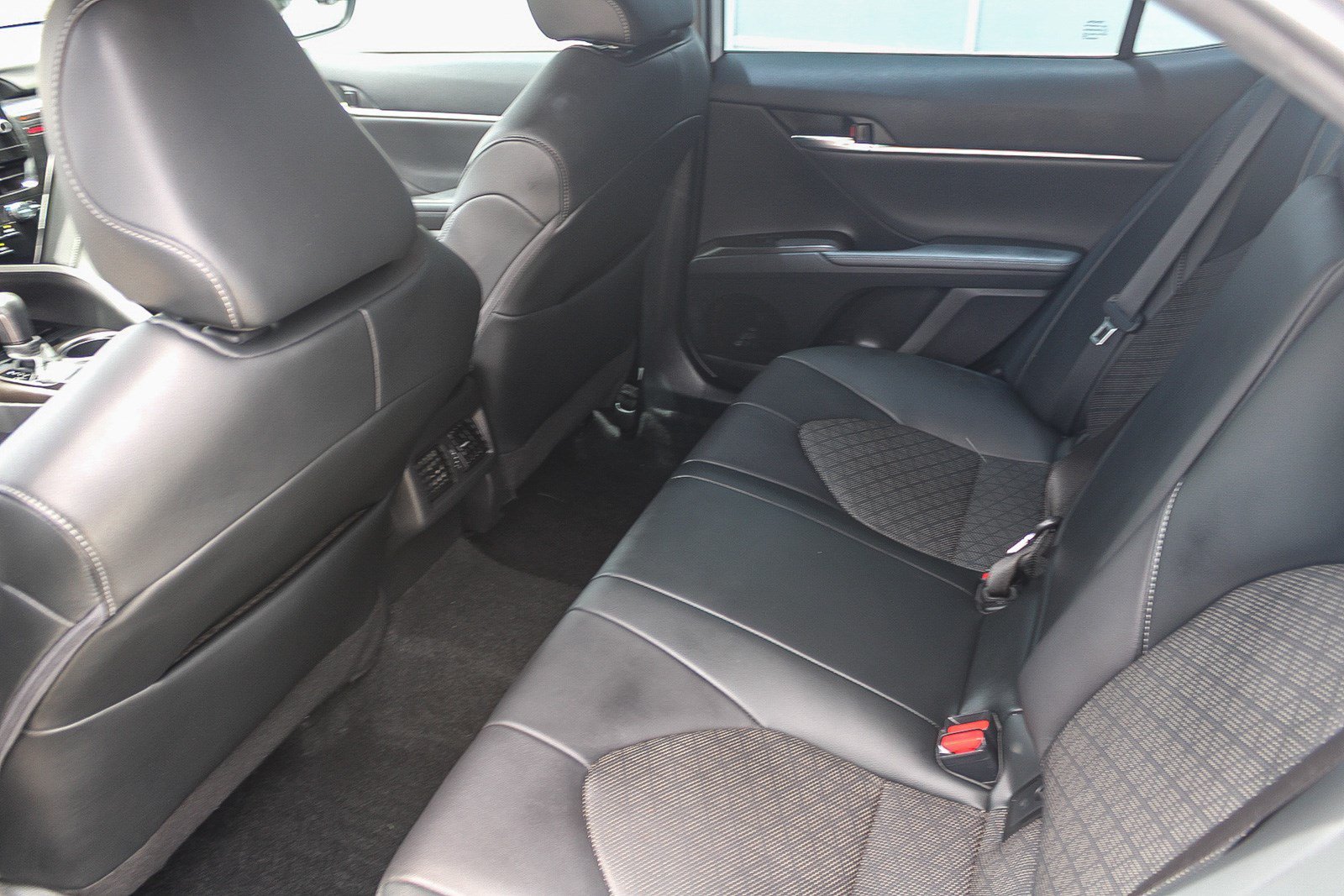 Certified Used 2022 Wind Chill Pearl Toyota XSE V6 image 19