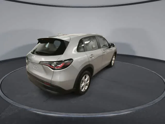 Used 2023 Lunar Silver Metallic Honda LX image 8