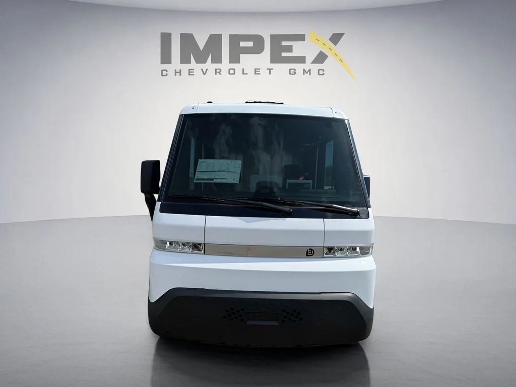 Used 2024 White BrightDrop 240HP image 8