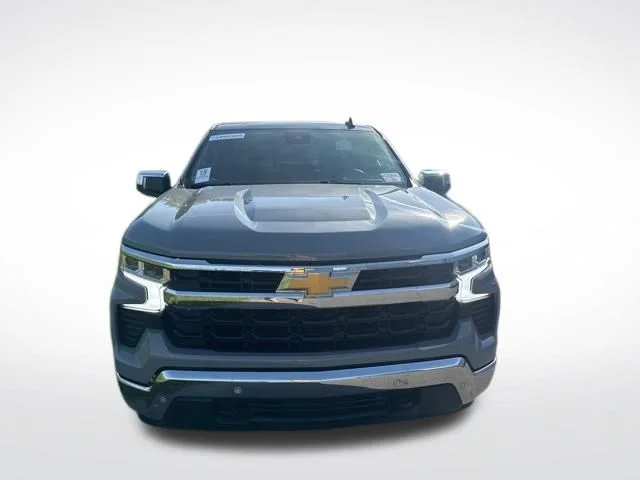 Used 2024 Gray Chevrolet LT image 6