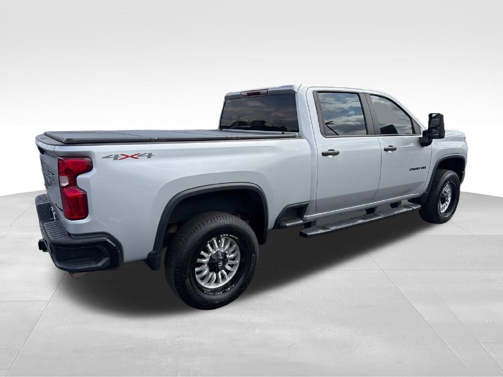 Used 2023 Silver Chevrolet Custom image 5