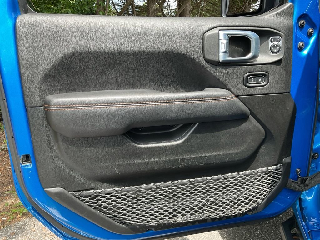 Used 2022 Blue Jeep Mojave image 33