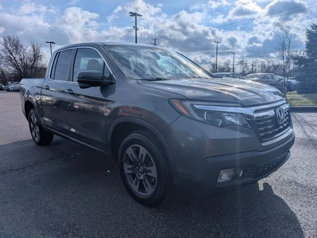 2017 Honda Ridgeline RTL-T AWD's photo