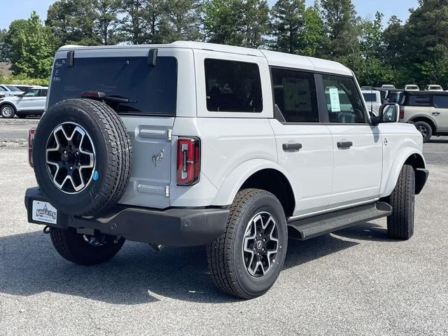New 2026 White Ford Outer Banks image 3