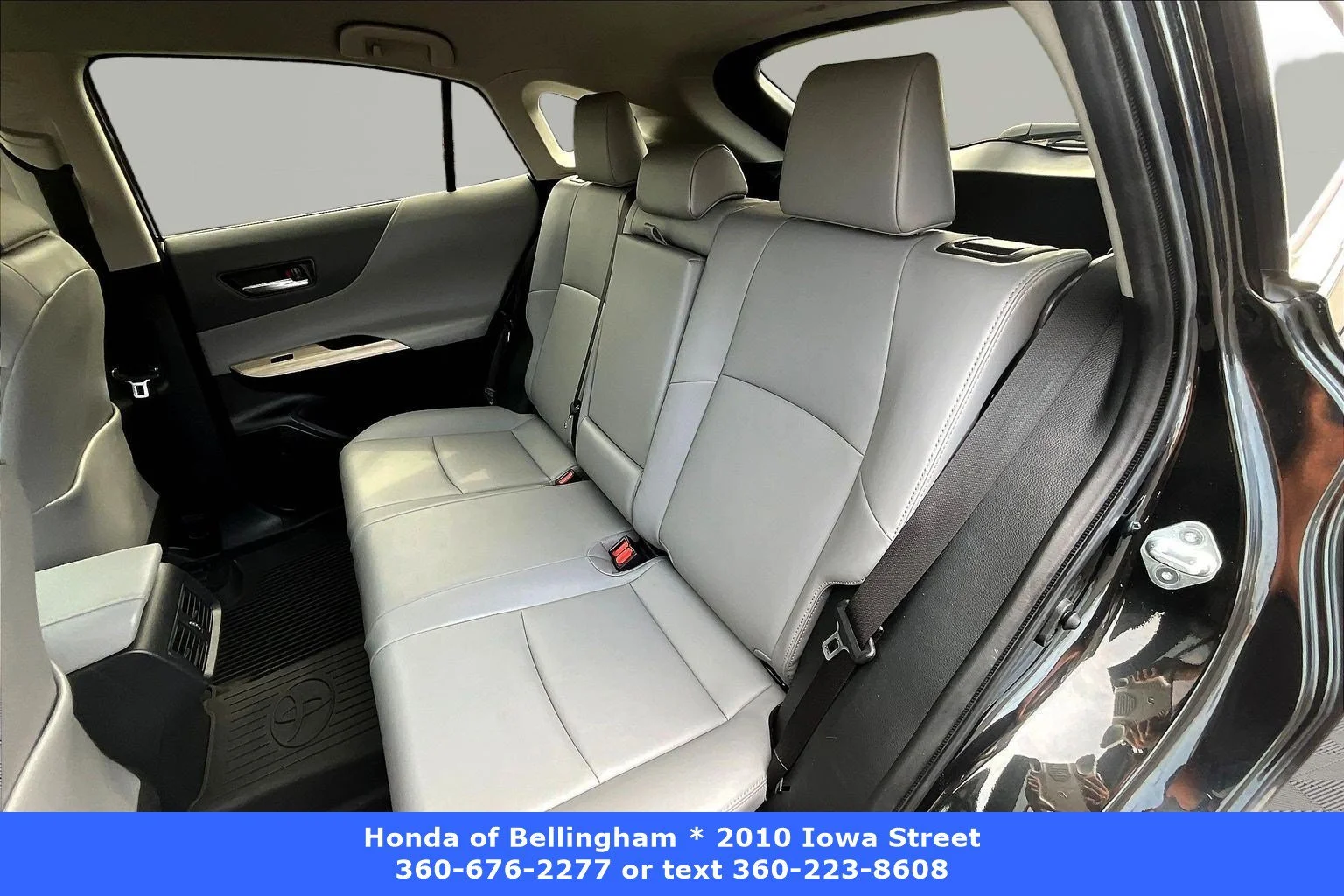 Used 2022 Celestial Black Toyota XLE image 19