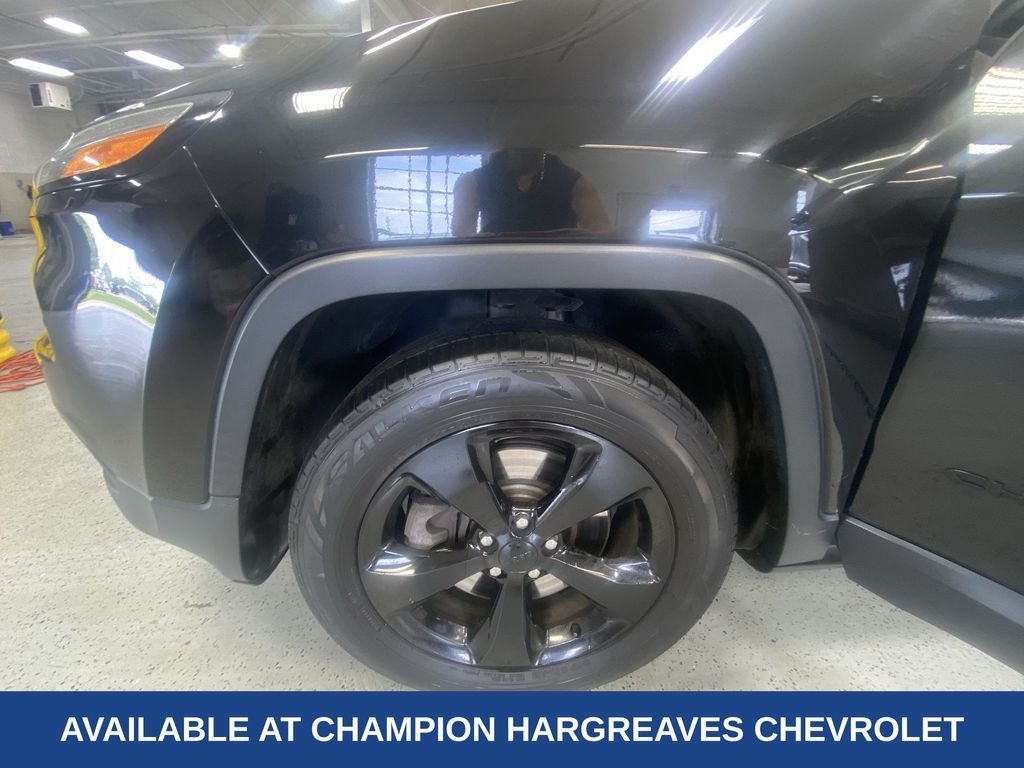 Used 2016 Brilliant Black Crystal Pearlcoat Jeep Limited image 42