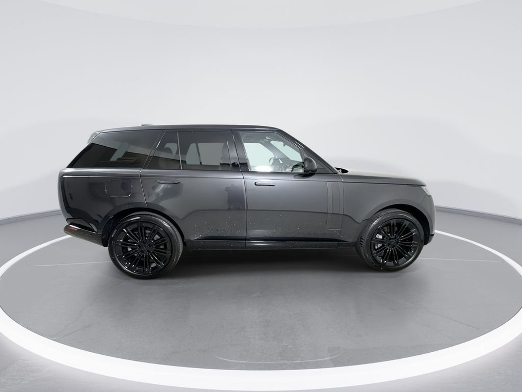 New 2026 CARP GRY PRM MT Land Rover SE image 9