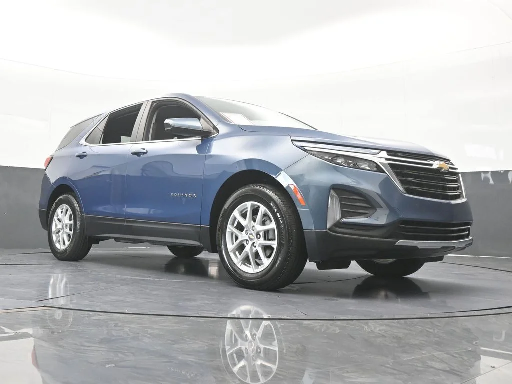 Used 2024 Lakeshore Blue Metallic Chevrolet LT image 60