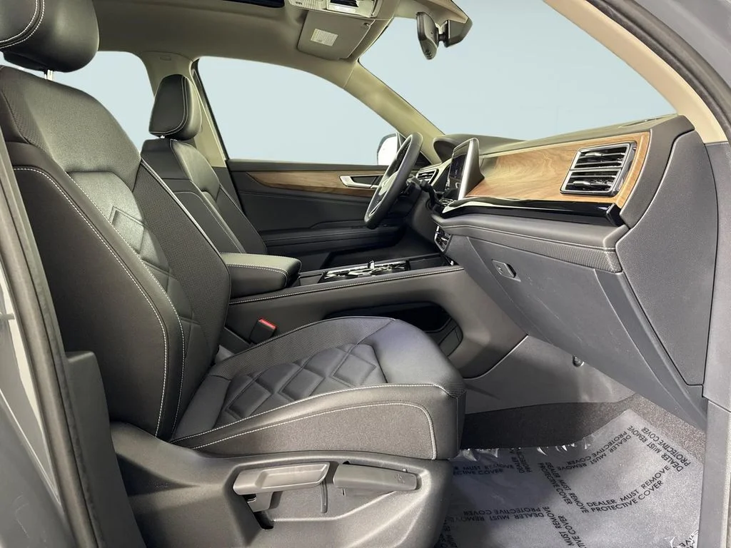 New 2026 Gray Volkswagen 2.0T SE w/Technology image 8