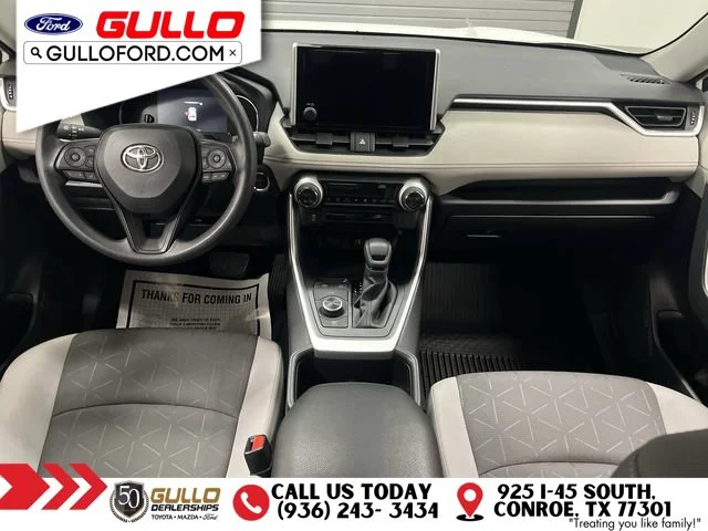 Used 2025 Ice Toyota XLE image 11