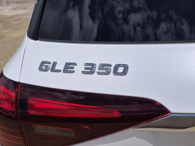 New 2026 MANUFAKTUR Moonlight White Magno Mercedes-Benz GLE 350 image 11