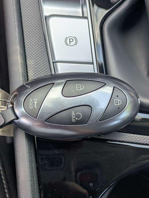New 2026 White Hyundai Limited image 32
