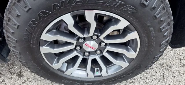 Used 2023 Blue GMC AT4 image 14