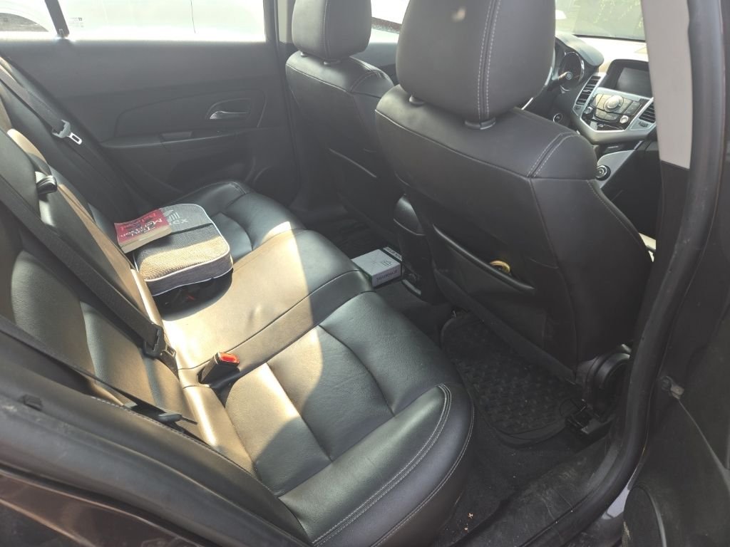 Used 2015 Gray Chevrolet LTZ image 3