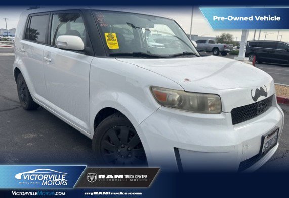 White 2008 Scion xB Base Wagon Front-Wheel Drive