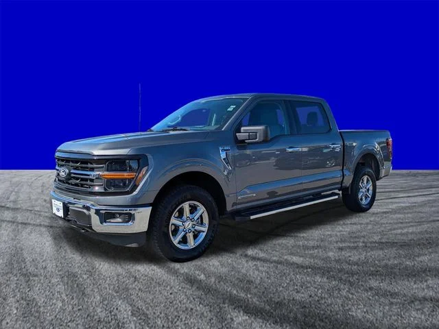 Certified Used 2025 Carbonized Gray Metallic Ford XLT image 8