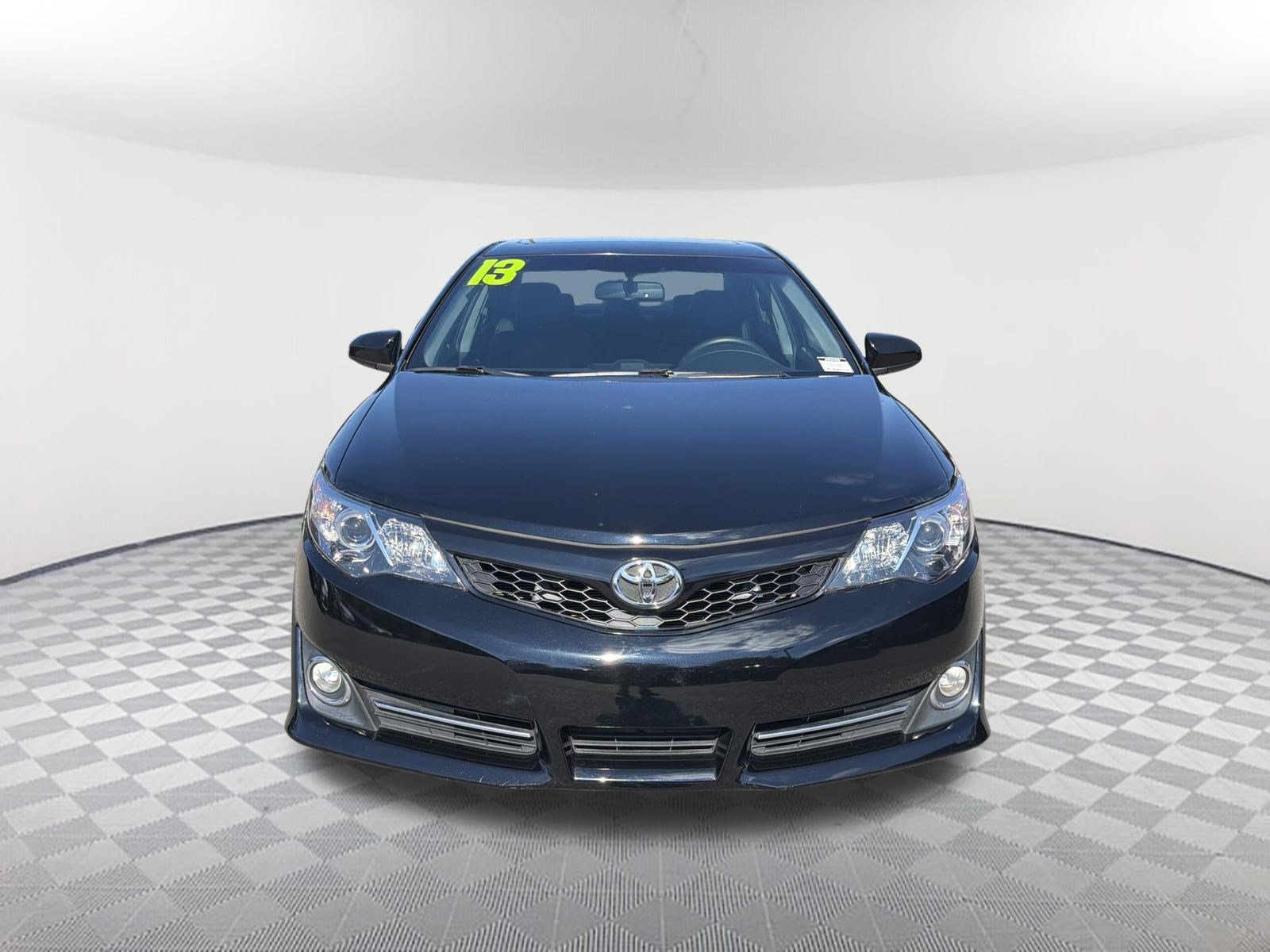 Used 2013 Toyota Camry SE with VIN 4T1BK1FK2DU533558 for sale in Athens, GA