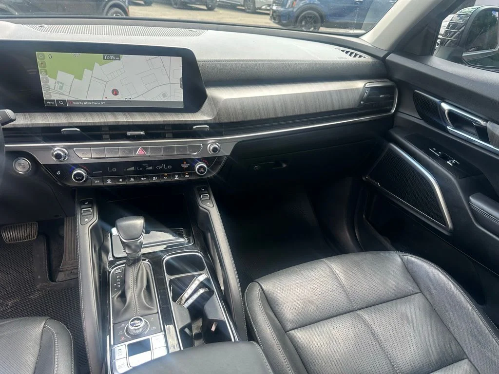 Used 2024 Black Kia EX image 27