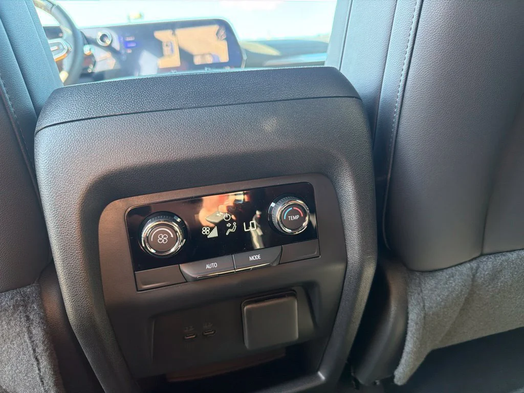 New 2027 Mosaic Black Metallic Chevrolet Z71 image 30