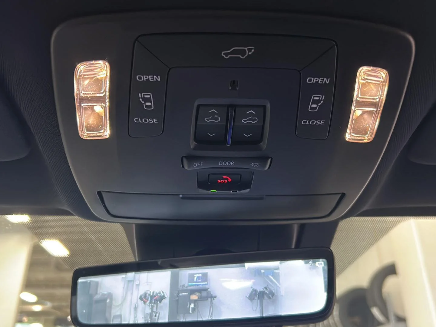 Used 2025 Ruby Flare Pearl Toyota Platinum image 36