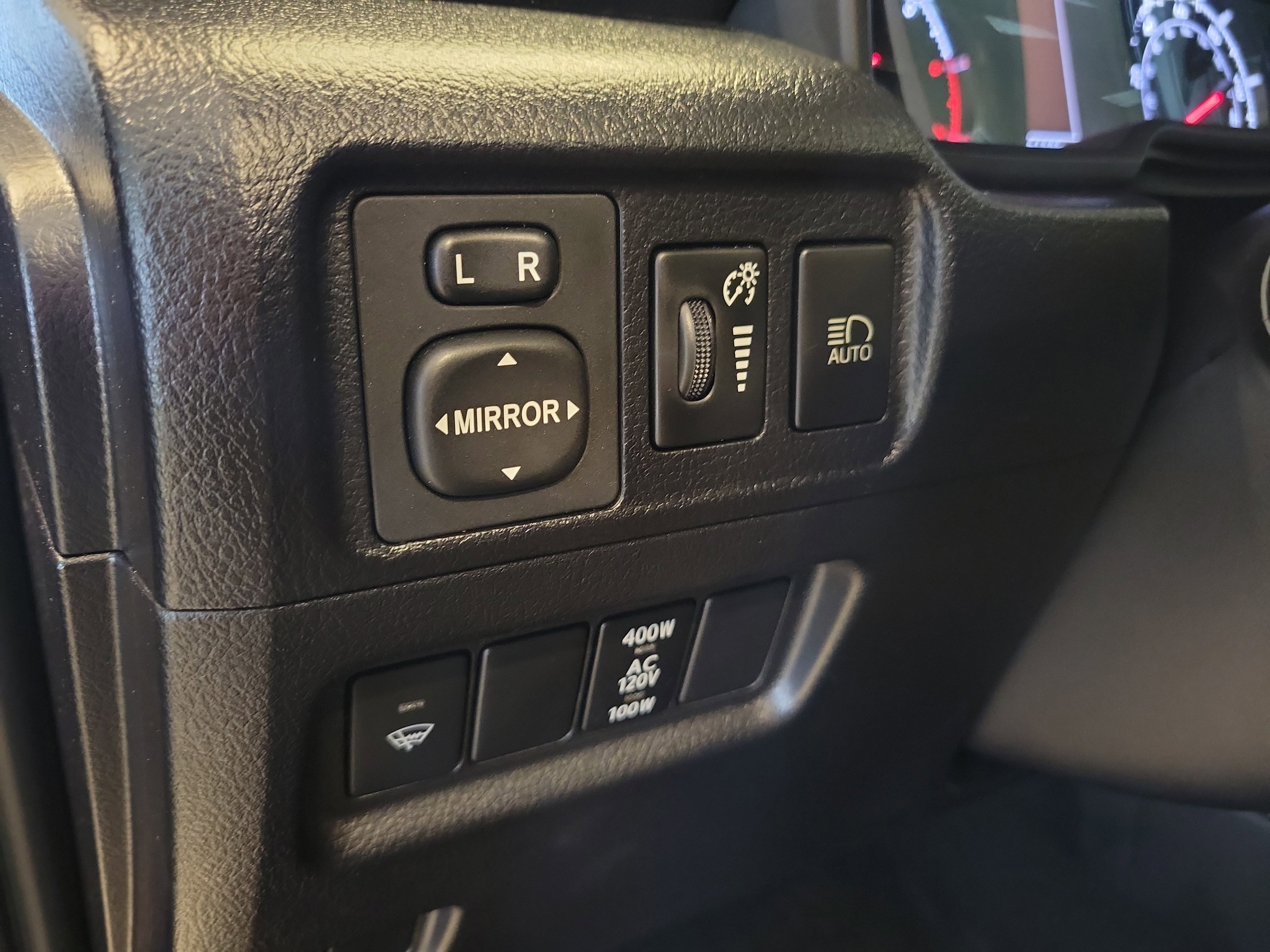 Used 2021 Magnetic Gray Metallic Toyota SR5 Premium image 29