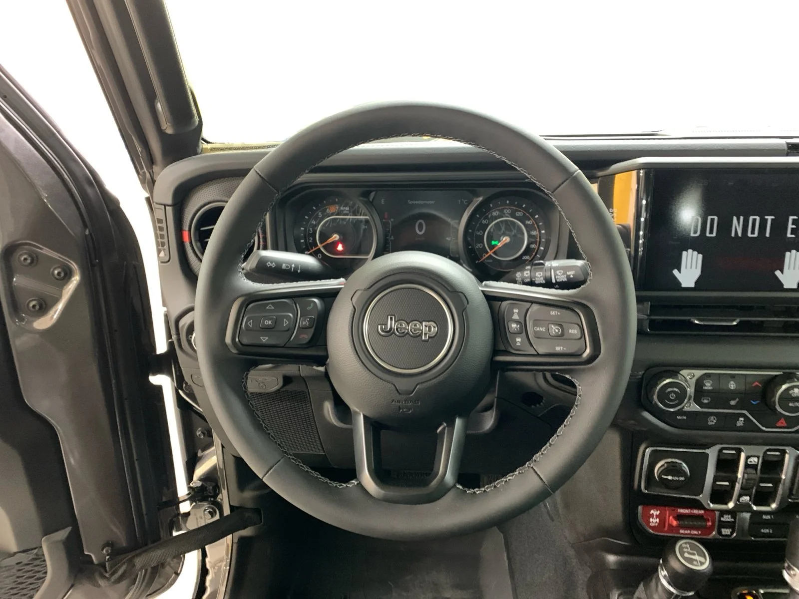 New 2026 Granite Crystal Metallic Jeep Rubicon image 13