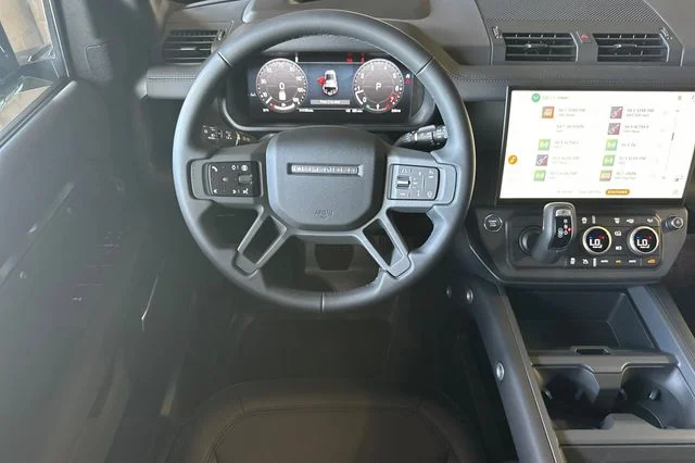 New 2026 Woolstone Green Land Rover S image 13