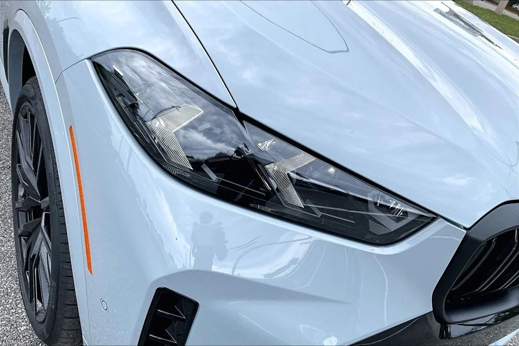 New 2026 BMW X5 M60i 4D Sport Utility