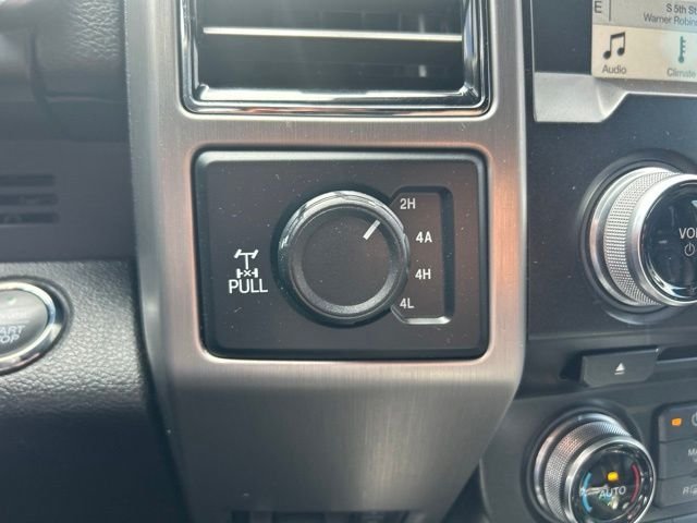Used 2018 White Ford Platinum image 13
