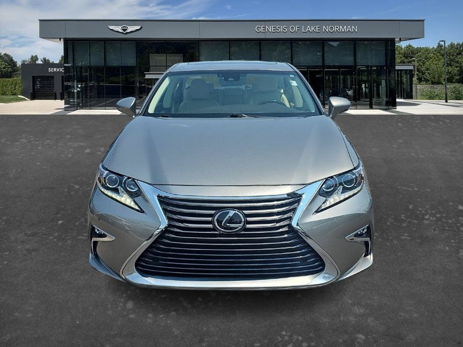 Used 2017 Atomic Silver Lexus ES 350 image 2