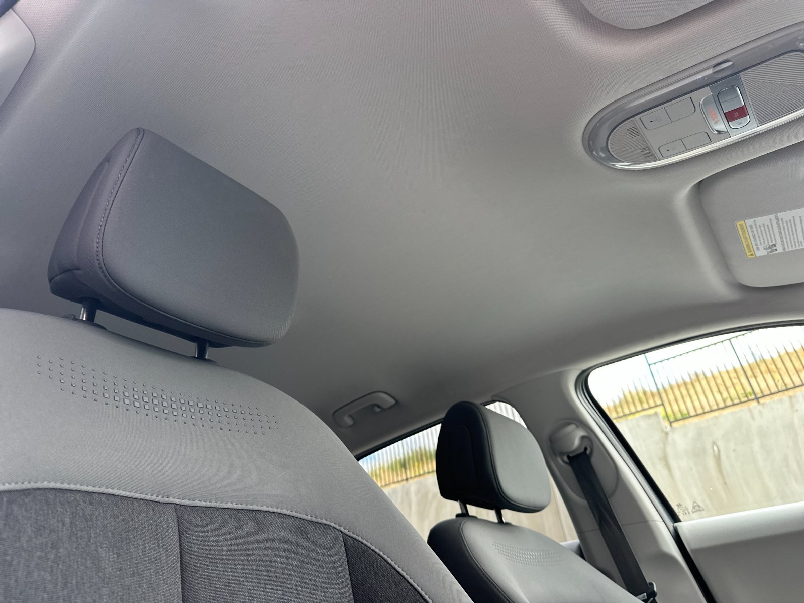 Used 2025 Teal Hyundai SE 4D Sport Utility image 20