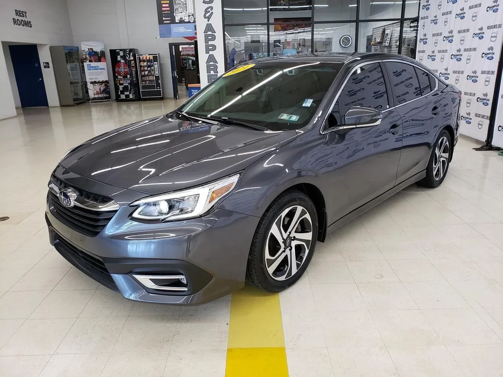 Used 2021 Magnetite Gray Metallic Subaru Limited image 3